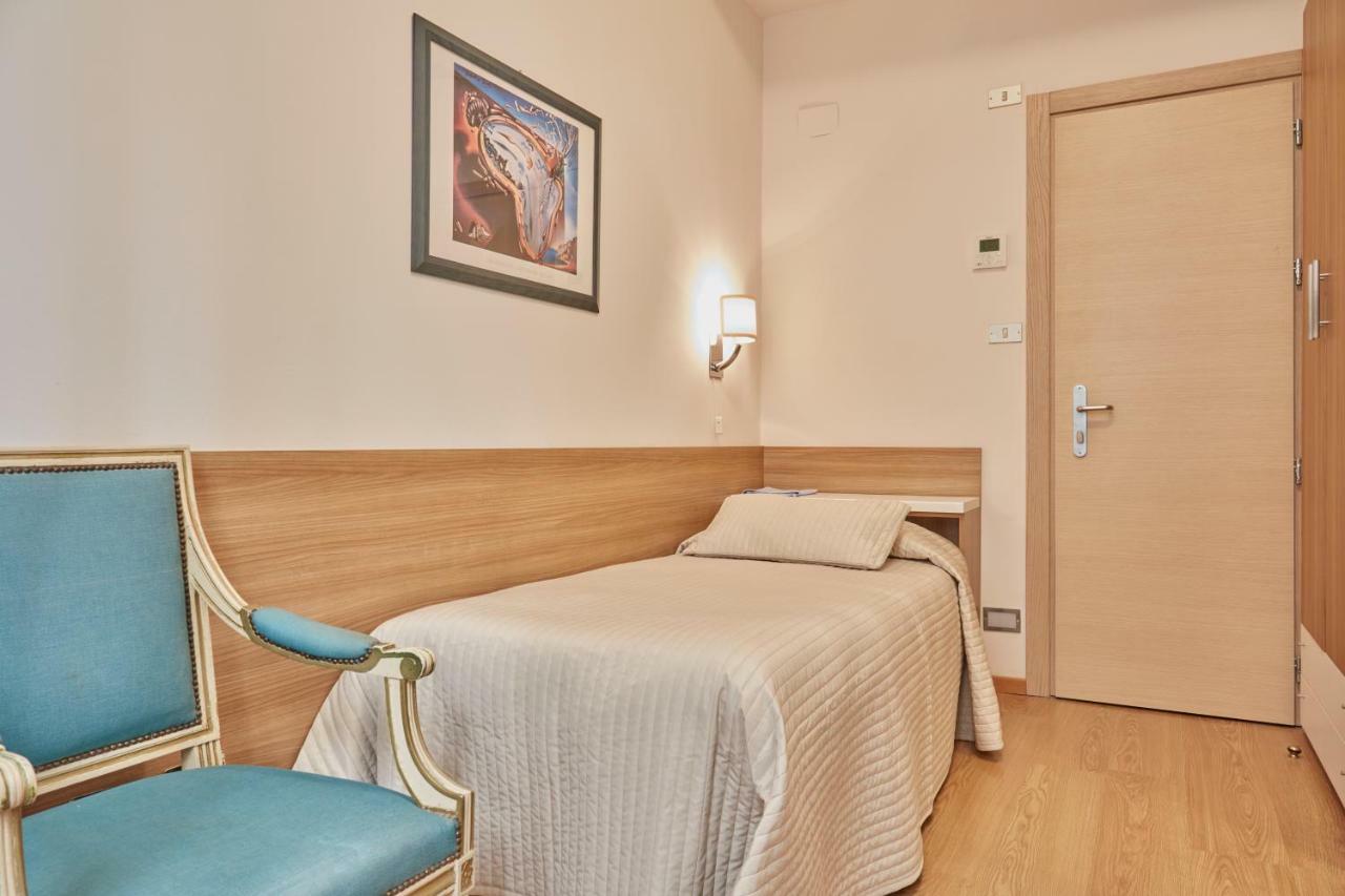 Albergo Celeste เซสตรี เลวานเต ภายนอก รูปภาพ